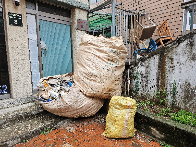 첨부 이미지 1